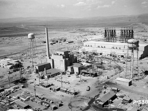 Manhattan P Hanford_B-Reactor_Area_1944